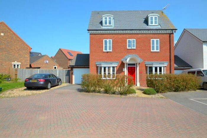 4 Bedroom Detached House To Rent In Shelduck Close, Sittingbourne, ME9