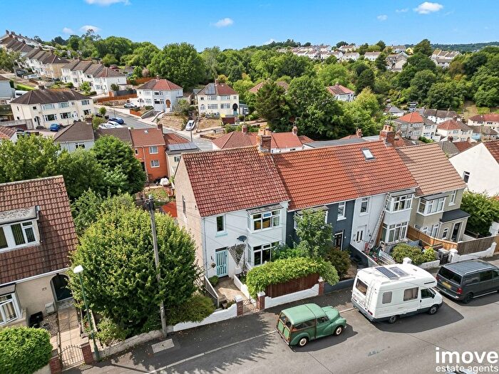4 Bedroom End Of Terrace House For Sale In The Reeves Road, Torquay, TQ2
