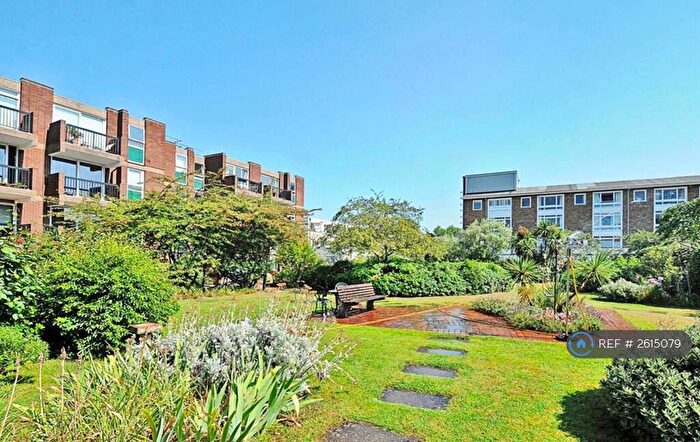 Studio To Rent In Wincott Street, London, SE11