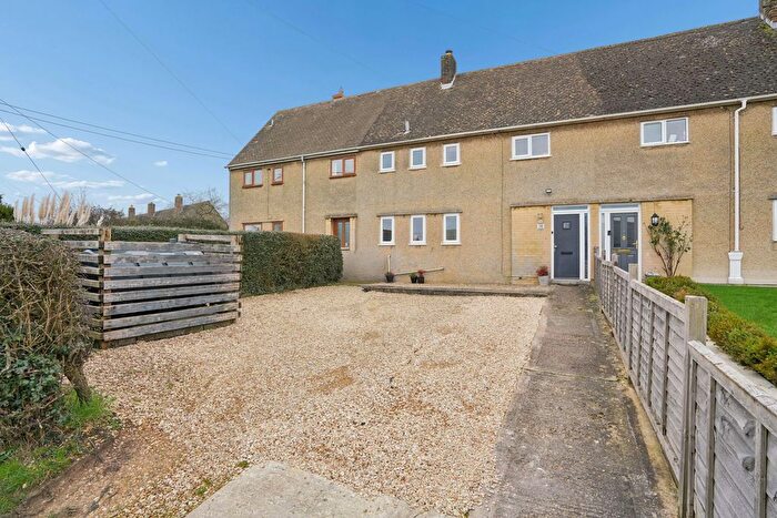 3 Bedroom Terraced House For Sale In Well Lane, Curbridge, OX29