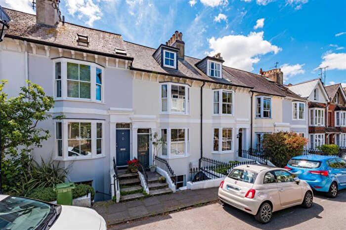 4 Bedroom Town House For Sale In Grange Road, Lewes, BN7