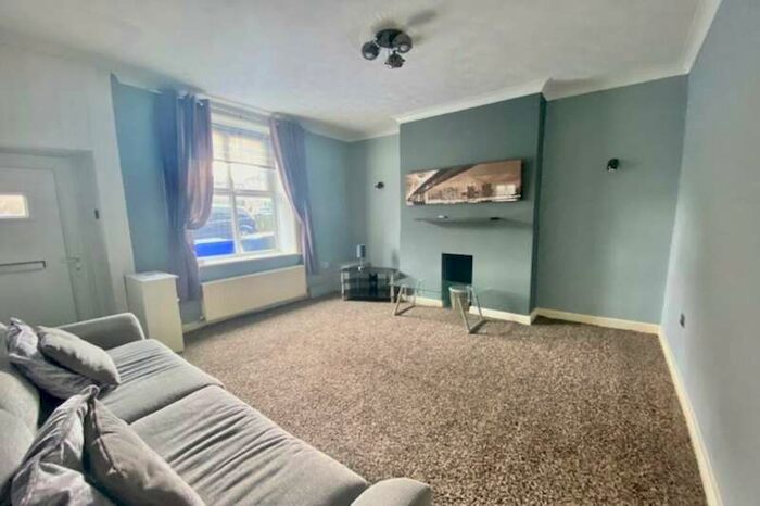 2 Bedroom Terraced House To Rent In East Parade, Rossendale, BB4