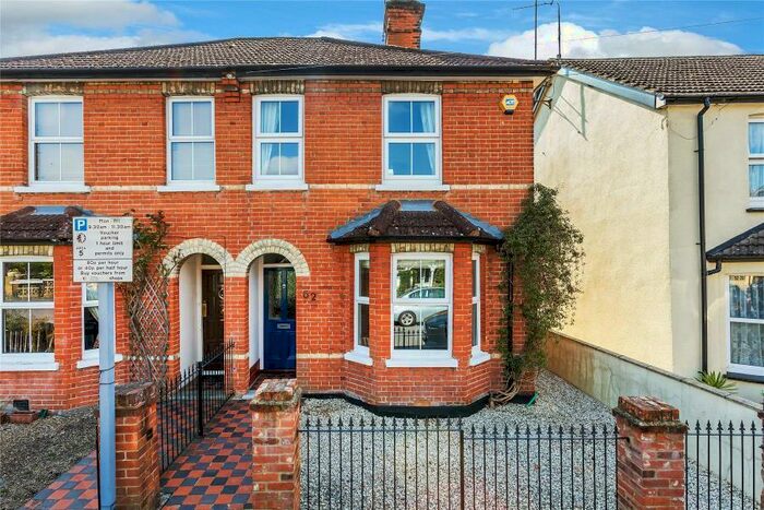 4 Bedroom Semi-Detached House To Rent In Woking, GU21