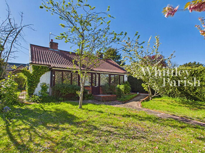 3 Bedroom Detached Bungalow For Sale In Norwich Road, Dickleburgh, IP21