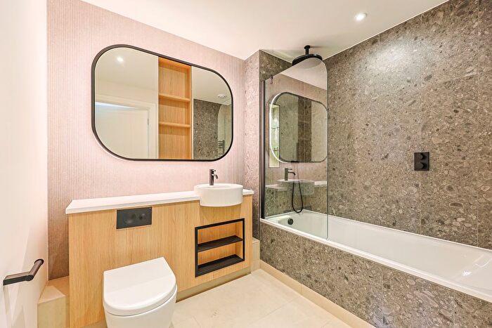 1 Bedroom Flat To Rent In The Hyde, Hendon, NW9