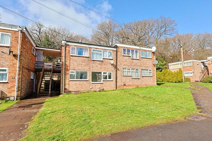 2 Bedroom Maisonette For Sale In Woodcraft Close, Tile Hill, Coventry - No Onward Chain, CV4