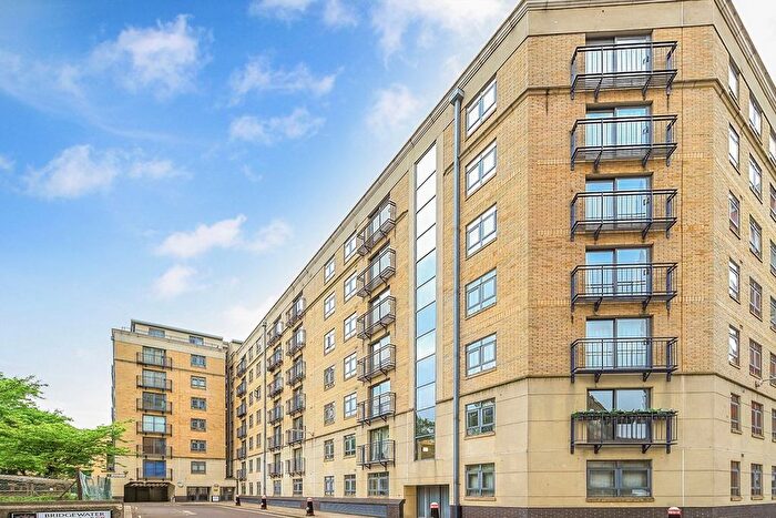 2 Bedroom Flat To Rent In Bridgewater Square, City Of London, EC2Y