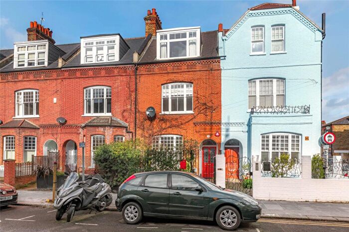 4 Bedroom Terraced House For Sale In Kersley Street, Battersea, London, SW11