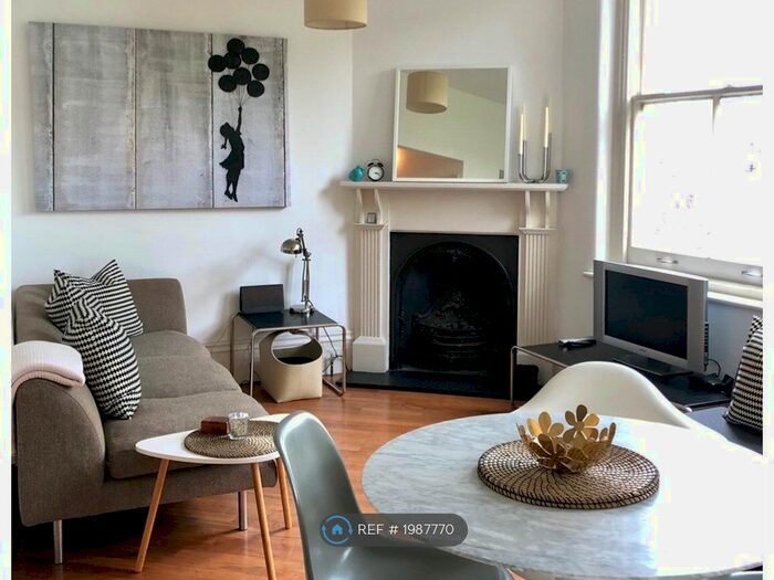 1 Bedroom Flat To Rent In Lauderdale Road, London, W9