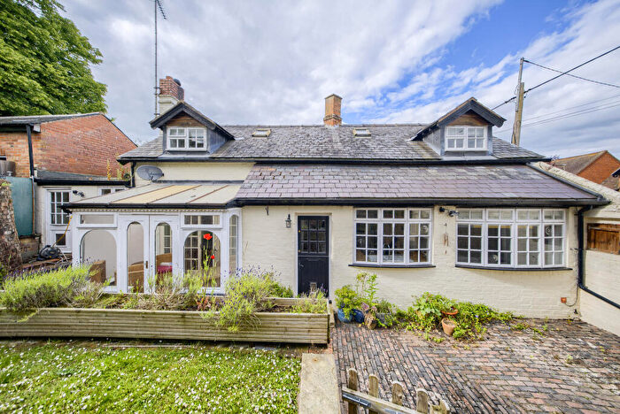 3 Bedroom Detached House To Rent In Wolverton, Snitterfield, Stratford-upon-Avon, CV37