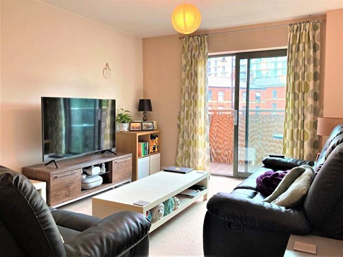 2 Bedroom Flat For Sale In Barnfield House, Salford Approach, Salford, M3