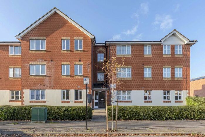 1 Bedroom Flat To Rent In Olive Road, London, W5