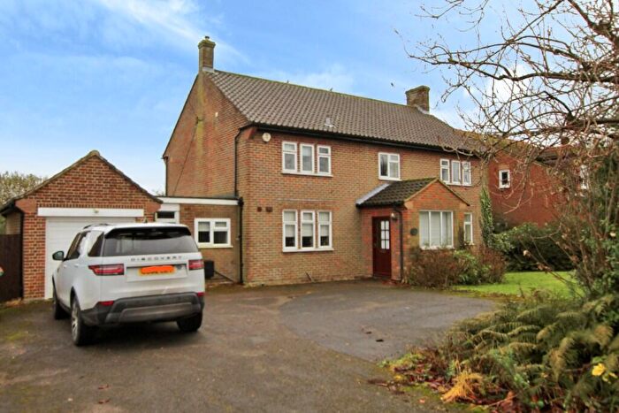 4 Bedroom Detached House To Rent In Leighton Road, Toddington, LU5