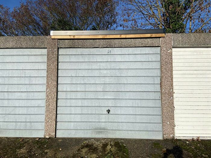 Garage / Parking To Rent In St Francis Road, Salisbury, SP1
