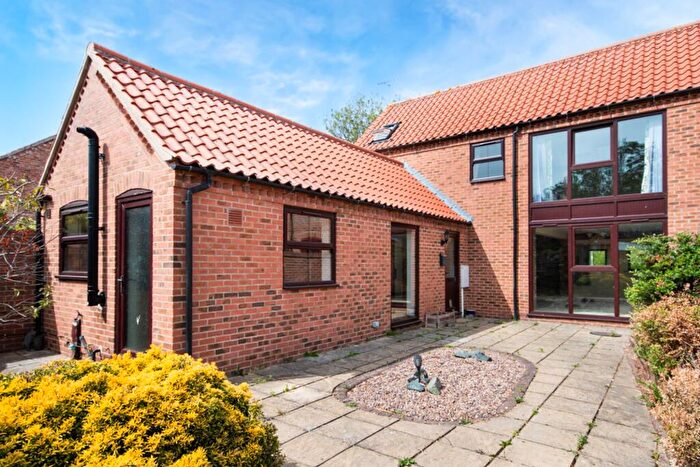 3 Bedroom Semi-Detached House For Sale In Habblesthorpe, Retford, DN22