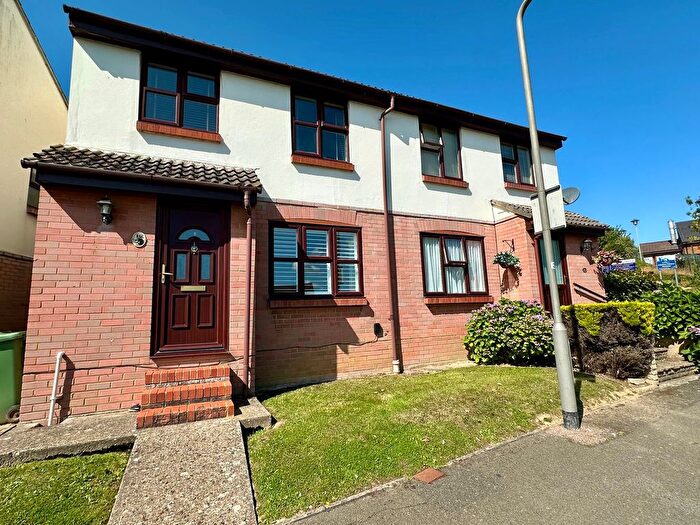 3 Bedroom Semi-detached House For Sale In School Place, Bexhill-On-Sea, TN40