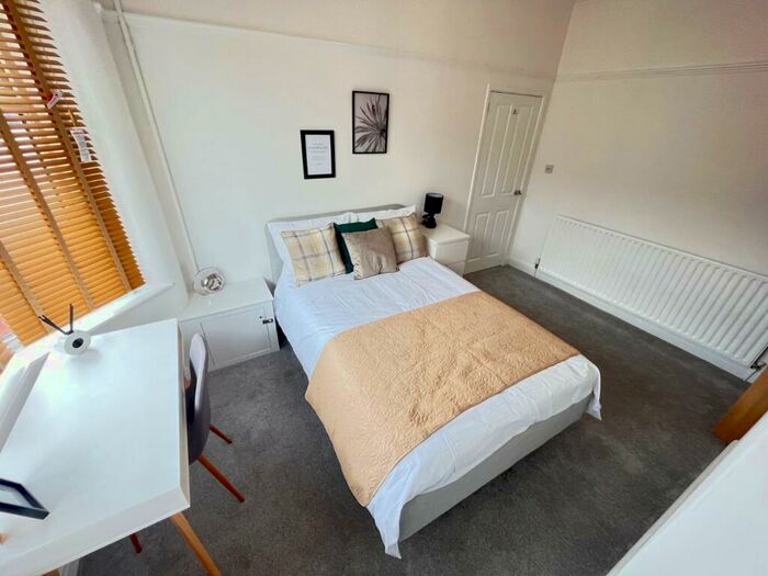 1 Bedroom Property To Rent In London Road, Stoke-on-Trent, Staffordshire, ST4