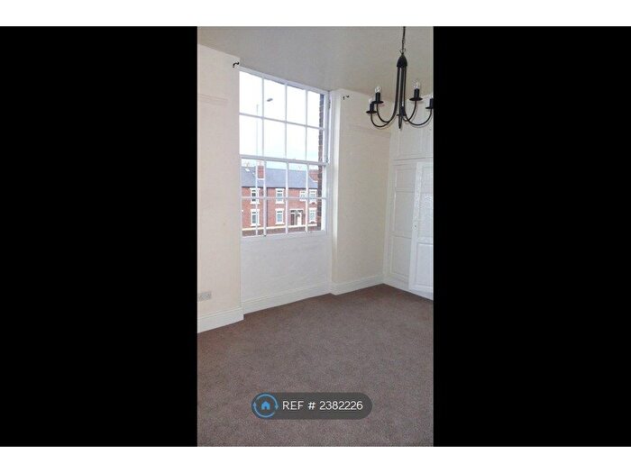 1 Bedroom Flat To Rent In Westgate End, Wakefield, WF2