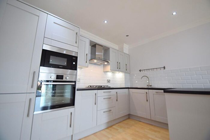 2 Bedroom Flat To Rent In Chestnut Court, Union Road, Nether Edge, S7