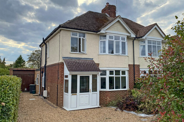3 Bedroom Semi-Detached House To Rent In Wantage Road, Wallingford, OX10