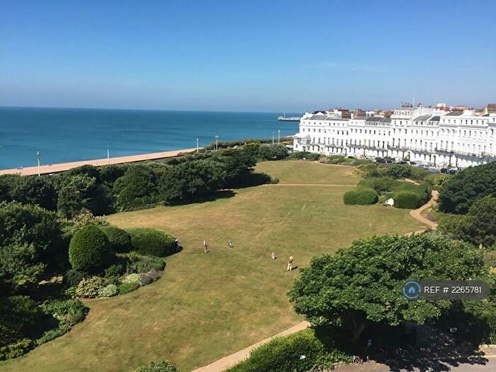 2 Bedroom Penthouse To Rent In Lewes Crescent, Brighton, BN2