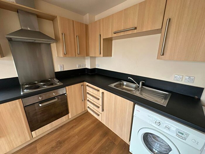 2 Bedroom Flat For Sale In Goosemoor Lane, Goosemoor House, B23