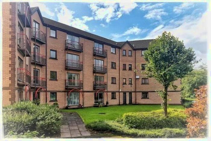 2 Bedroom Flat To Rent In Riverview Drive, Glasgow, G5