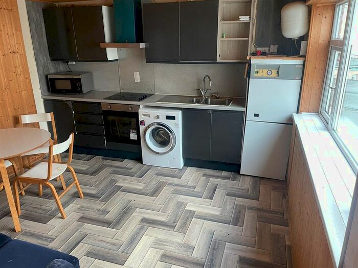 5 Bedroom Property To Rent In Church Street, Coventry, CV1