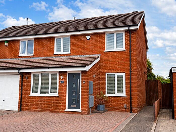 3 Bedroom Semi Detached House For Sale In Wye Close, Sutton Coldfield, B76