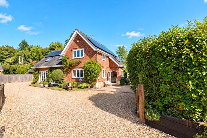 4 Bedroom Detached House For Sale In Grove Lane, Redlynch, Salisbury, Wiltshire, SP5