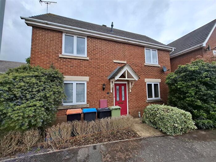 3 Bedroom Detached House To Rent In Oriel Close, Wolverton, Milton Keynes, MK12