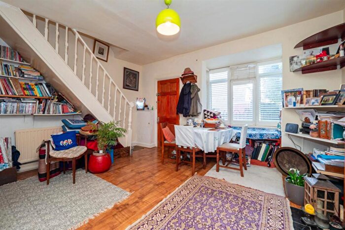 2 Bedroom End Of Terrace House For Sale In Pylbrook Road, Sutton, SM1