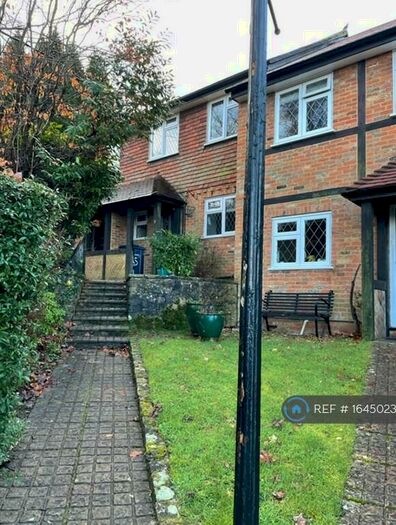 3 Bedroom Semi-Detached House To Rent In Godalming, Godalming, GU7