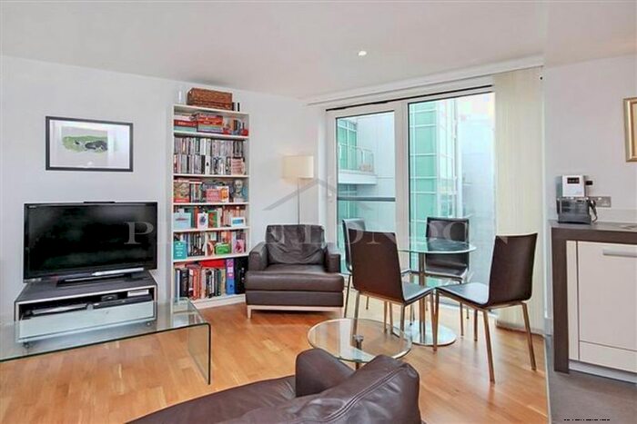 1 Bedroom Flat To Rent In Salamanca Tower, Salamanca Place, Vauxhall, SE1