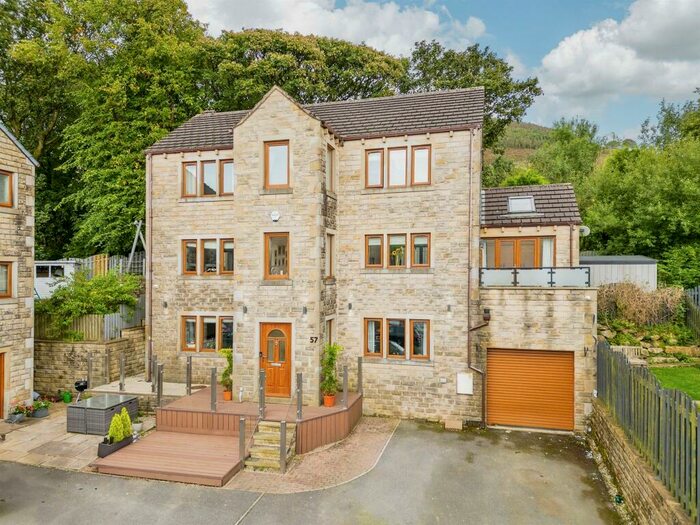 5 Bedroom Detached House For Sale In Deer Hill Drive, Marsden, Huddersfield, HD7