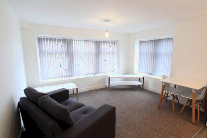 1 Bedroom Flat To Rent In Courier House, King Cross Street, Halifax, HX1