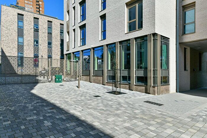 2 Bedroom Apartment To Rent In A Pelham Street, BN1