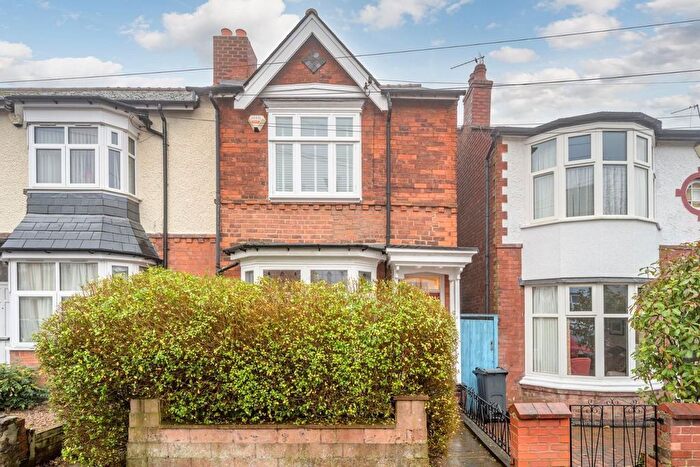 3 Bedroom End Terrace House For Sale In Grosvenor Road, Harborne, Birmingham, B17