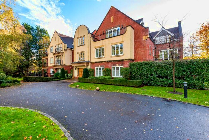 2 Bedroom Penthouse To Rent In Devenish Road, Ascot, Berkshire, SL5