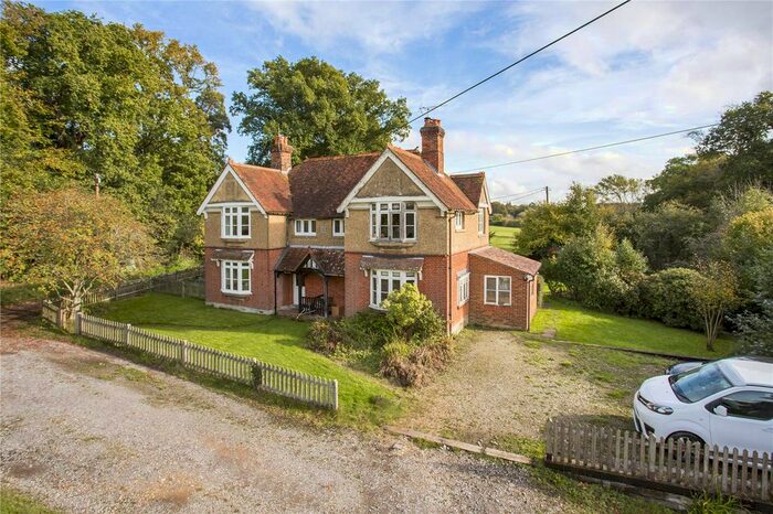 3 Bedroom Semi-Detached House For Sale In Middle Road, Bells Yew Green, Tunbridge Wells, East Sussex, TN3