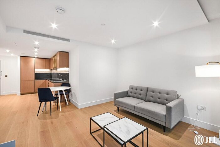 1 Bedroom Apartment To Rent In Prince Of Wales Drive, SW11