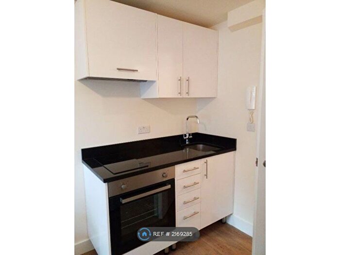 1 Bedroom Flat To Rent In Stroud Green Road, London Finsbury Park, N4
