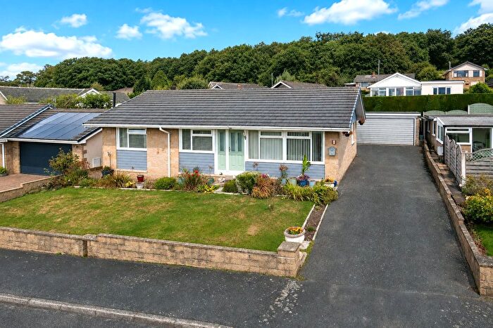 3 Bedroom Bungalow For Sale In Dene Hill, Baildon, Shipley, West Yorkshire, BD17