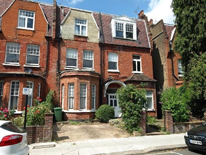 3 Bedroom Flat To Rent In Aberdare Gardens, South Hampstead, NW6