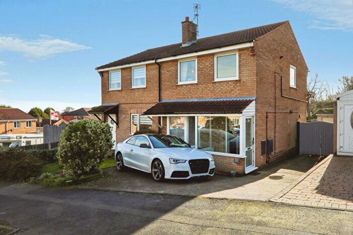 3 Bedroom Semi Detached House For Sale In Leen Valley Drive, Shirebrook, Mansfield, NG20
