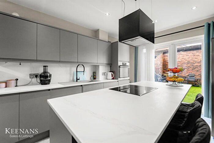 2 Bedroom Terraced House For Sale In Bolton Road, Pendlebury, Swinton, Manchester, M27