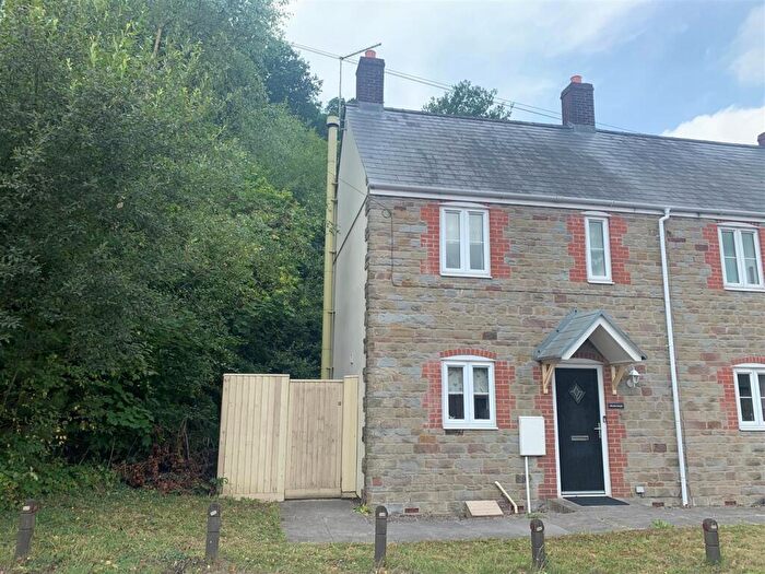 3 Bedroom End Of Terrace House For Sale In Nailbridge, Drybrook, GL17