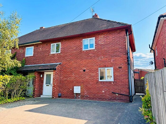 3 Bedroom House To Rent In Weston Ridge, Otley, LS21