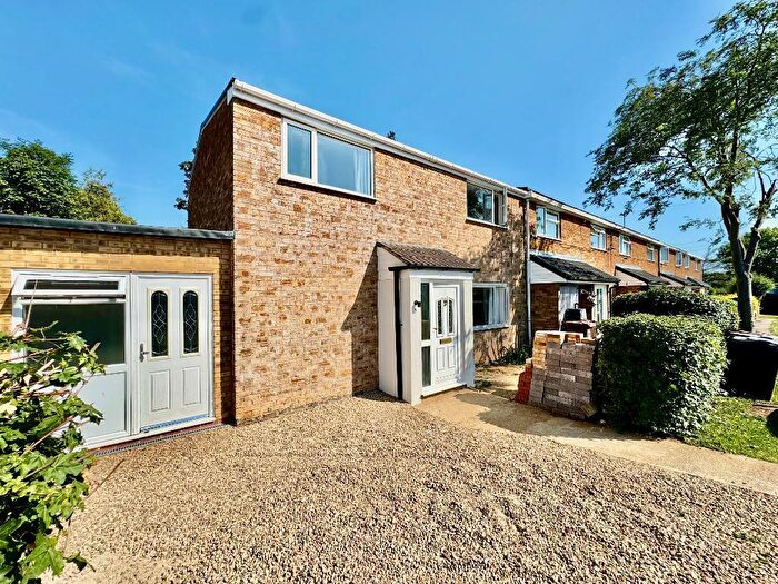 4 Bedroom End Of Terrace House For Sale In West Reach, Stevenage, Hertfordshire, SG2