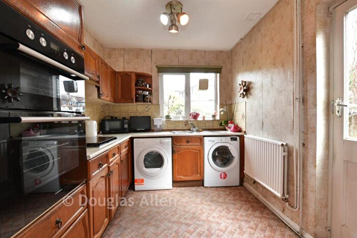 3 Bedroom Semi Detached House For Sale In Stewards Green Road, Epping, Essex, CM16